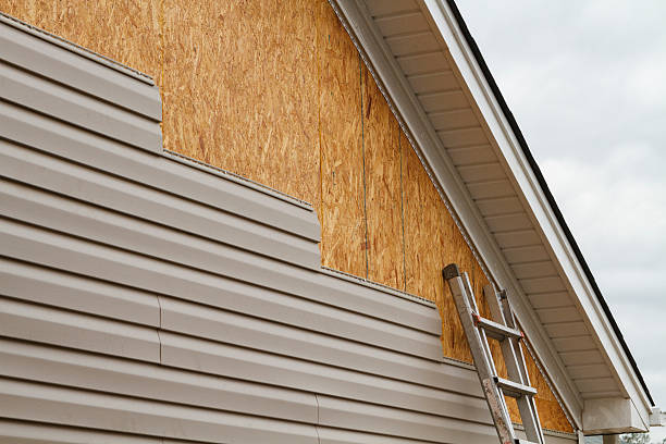 24/7 Emergency Siding Replacement experts in Stow, OH